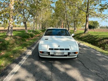 Porsche 924 Turbo - 1982