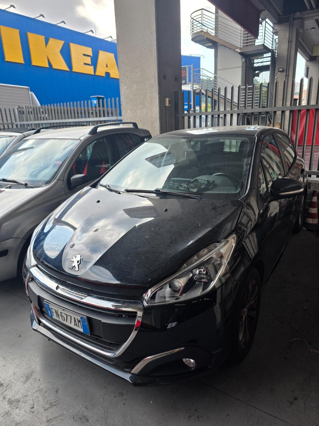 Peugeot 208 PureTech 82 5 porte Allure