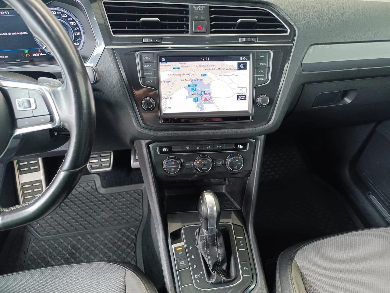 Volkswagen Tiguan 2.0 TDI SCR DSG Executive R-LINE BlueMotion Technology