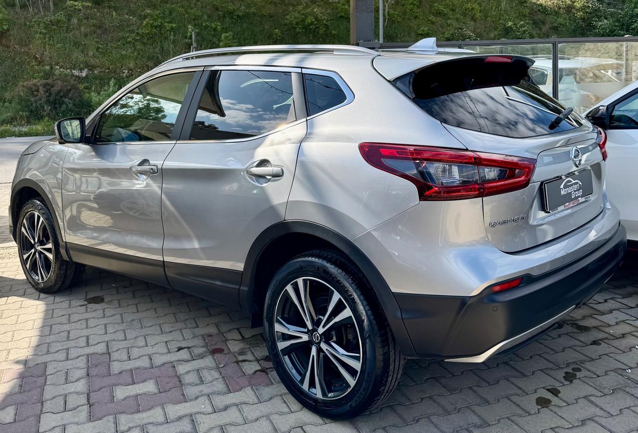 Nissan Qashqai 1.5 dCi N-Connecta