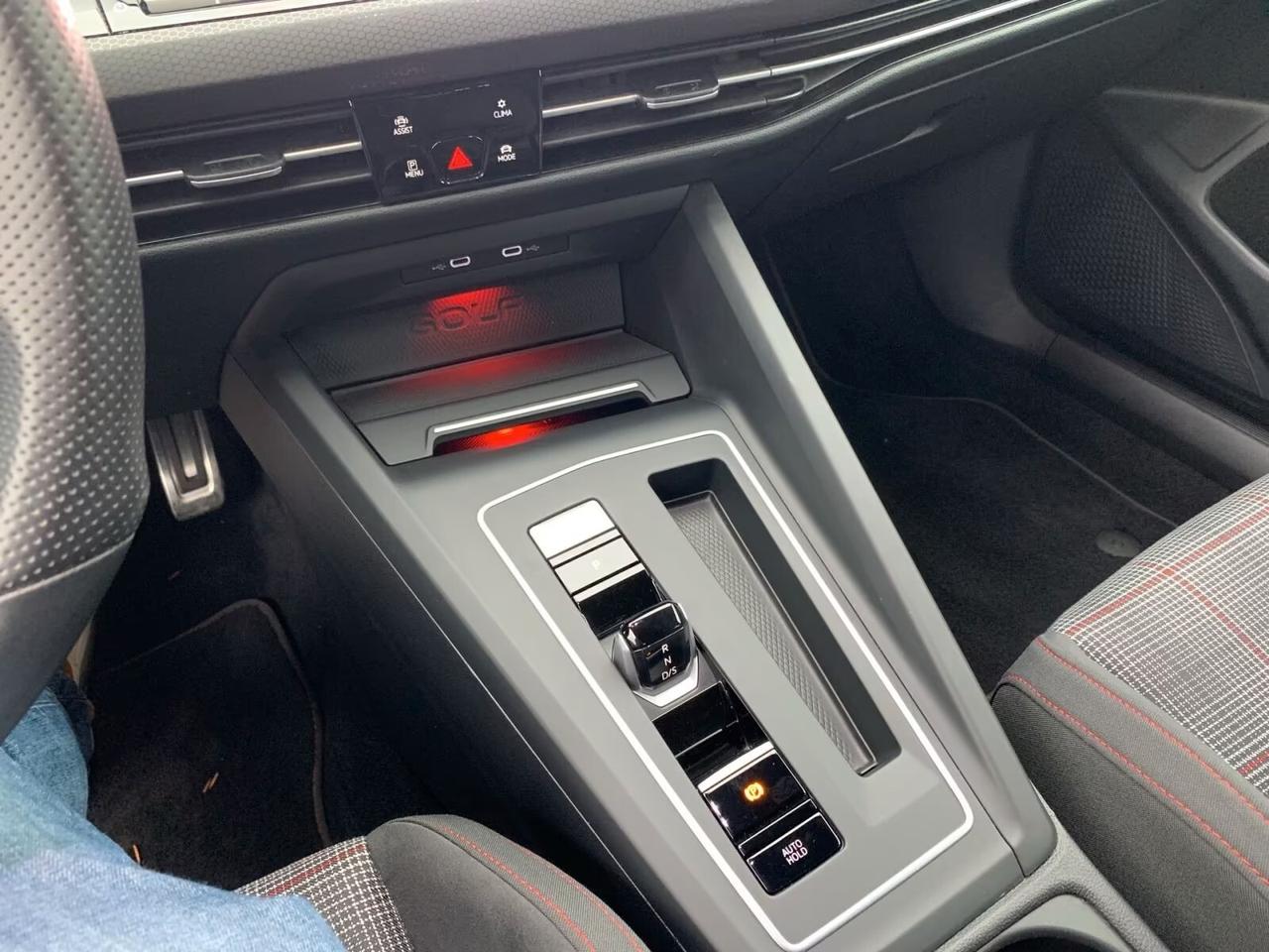 Volkswagen Golf GTI 2.0 TSI DSG FENDI BLACK STYLE LM19 KAMERA