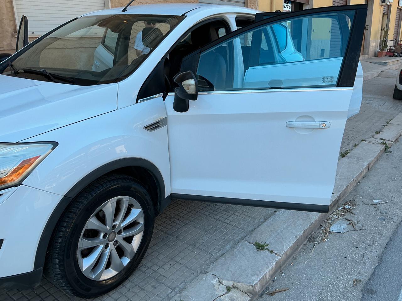 Ford Kuga 2.0 TDCi 136 CV 4WD Titanium DPF