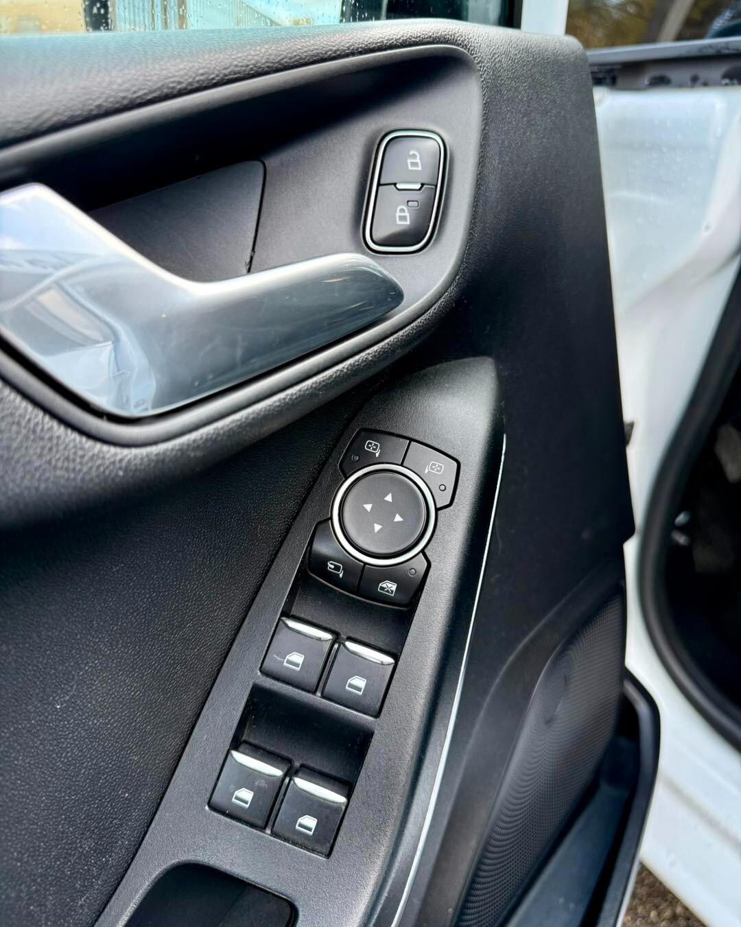 Ford Fiesta 1.5 86cv (63kw) Titanium