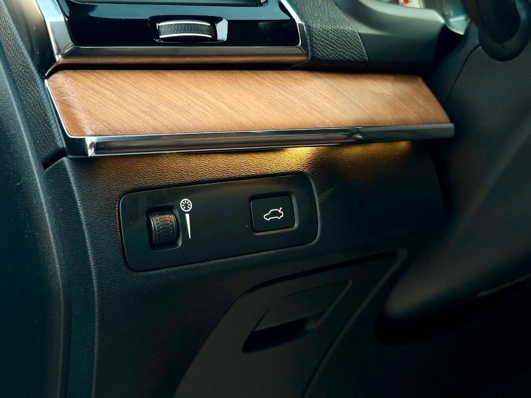 Volvo XC90 2.0 d5 Inscription awd 235cv 7p.ti geartronic my18