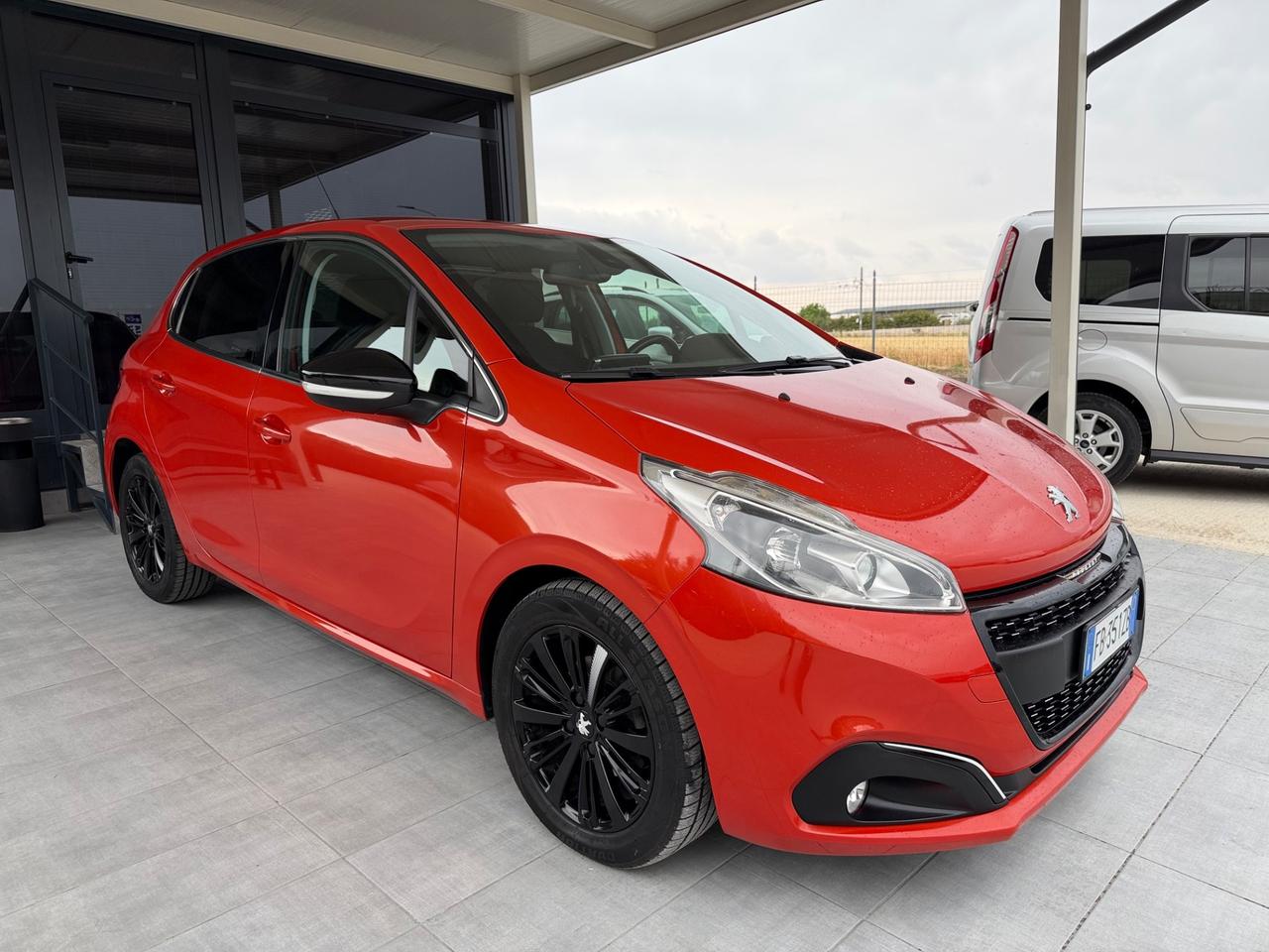 Peugeot 208 BlueHDi 75 5 porte Allure