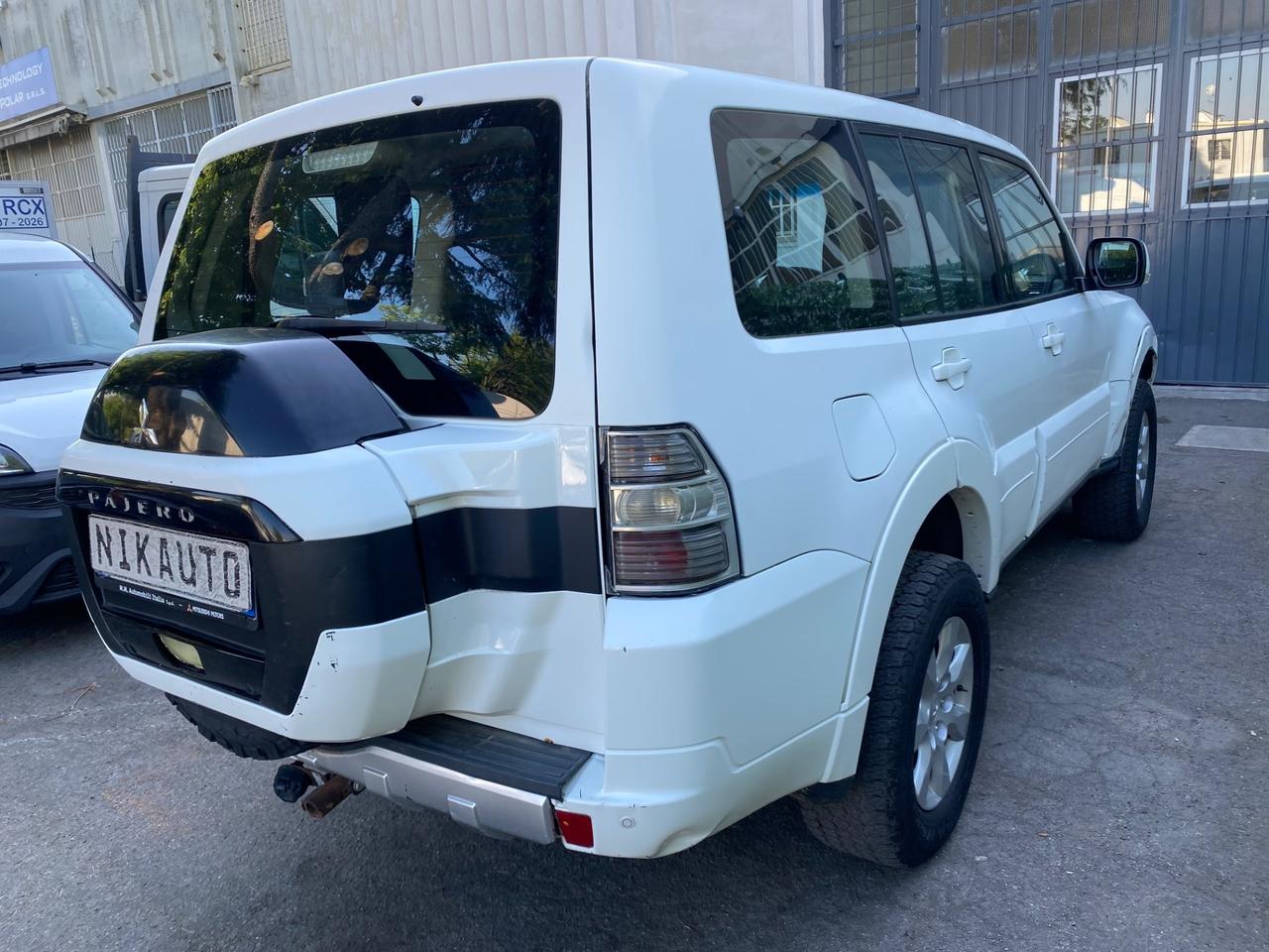 Mitsubishi Pajero 3.2 DI-D 16V aut. 5p. Intense DPF