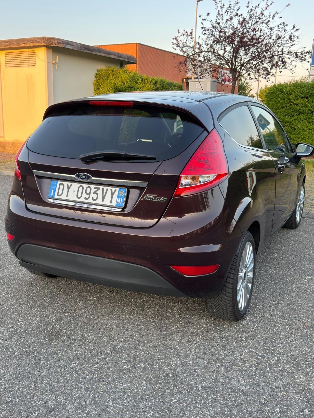 Ford Fiesta 1.2 82CV 3 porte Titanium