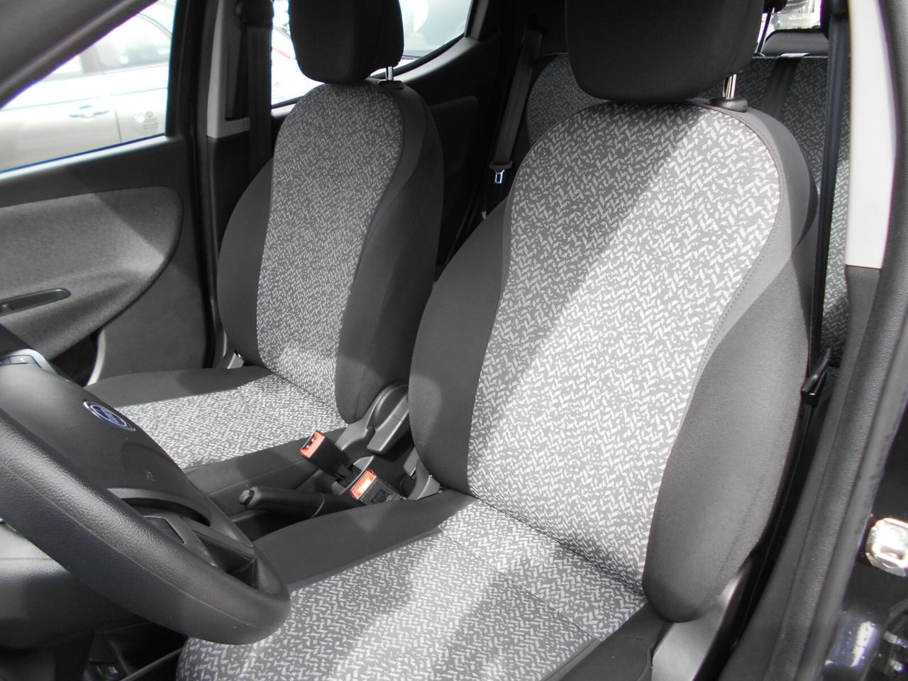 Lancia Ypsilon 1.2 69 CV 5 porte GPL Ecochic Elefantino Blu