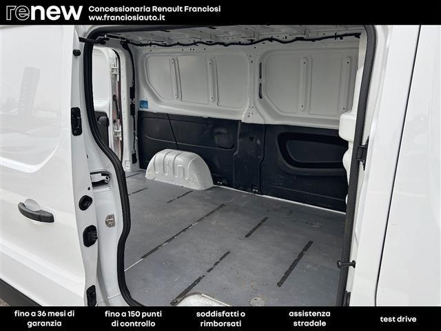 RENAULT Trafic T30 2.0 dci 150cv energy L2H1 Start my23