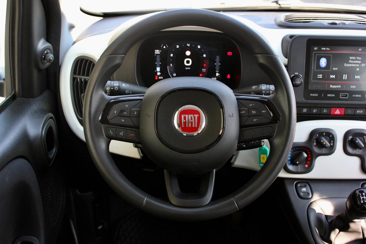 Fiat Panda 1.0 FireFly S&S Hybrid Pandina - Sensori posteriori - apple CarPlay & Android auto