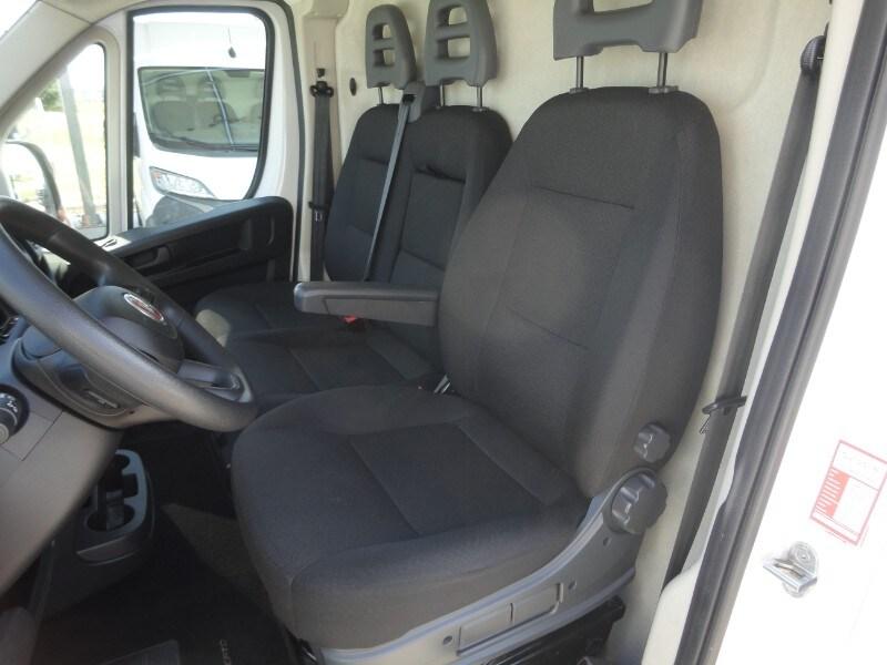 FIAT Ducato (4ª serie) Ducato 35 2.2 Mjt 140CV...