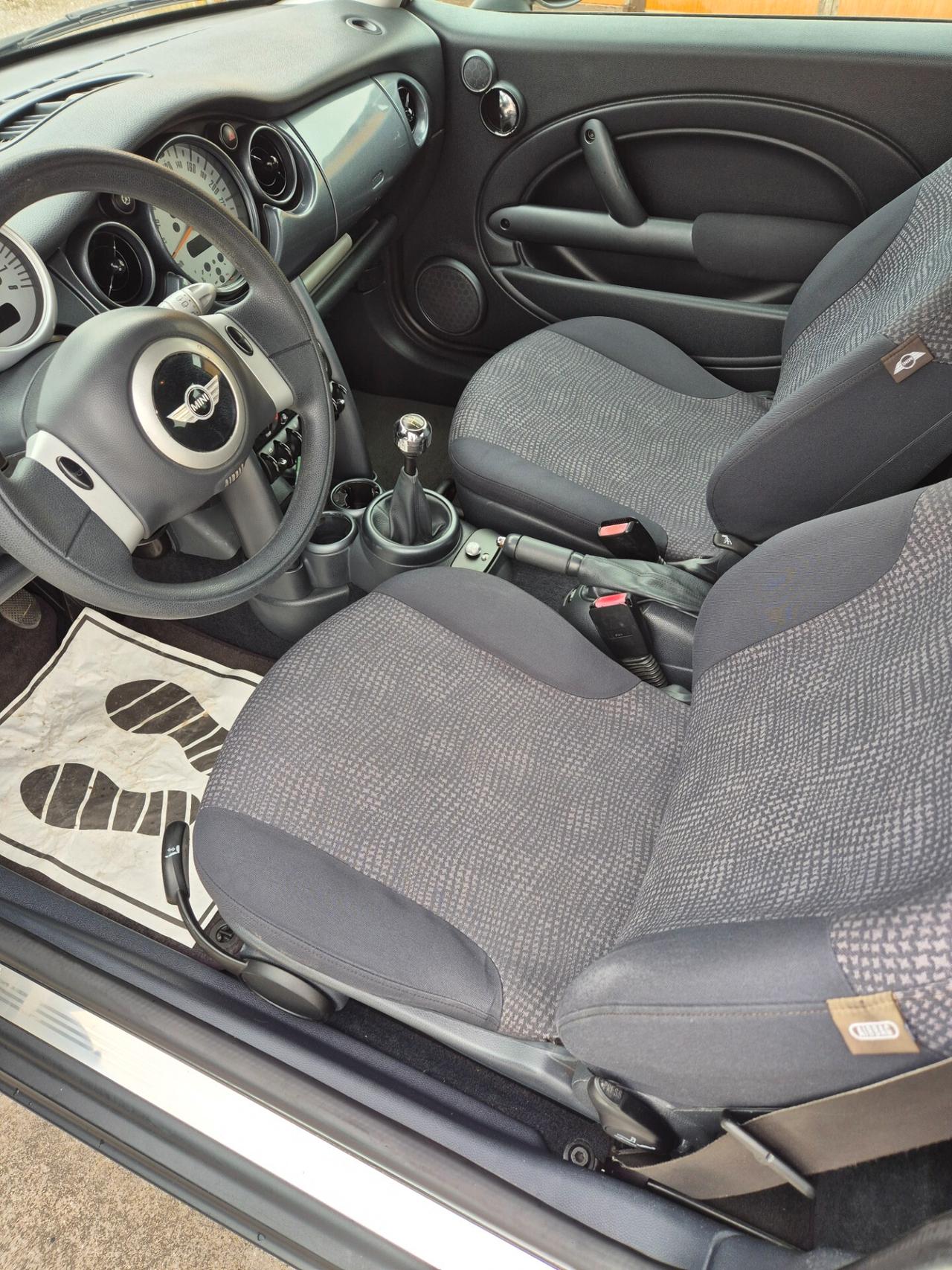 Mini 1.6 16V One de luxe