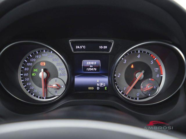 MERCEDES-BENZ GLA 220 CDI Automatic