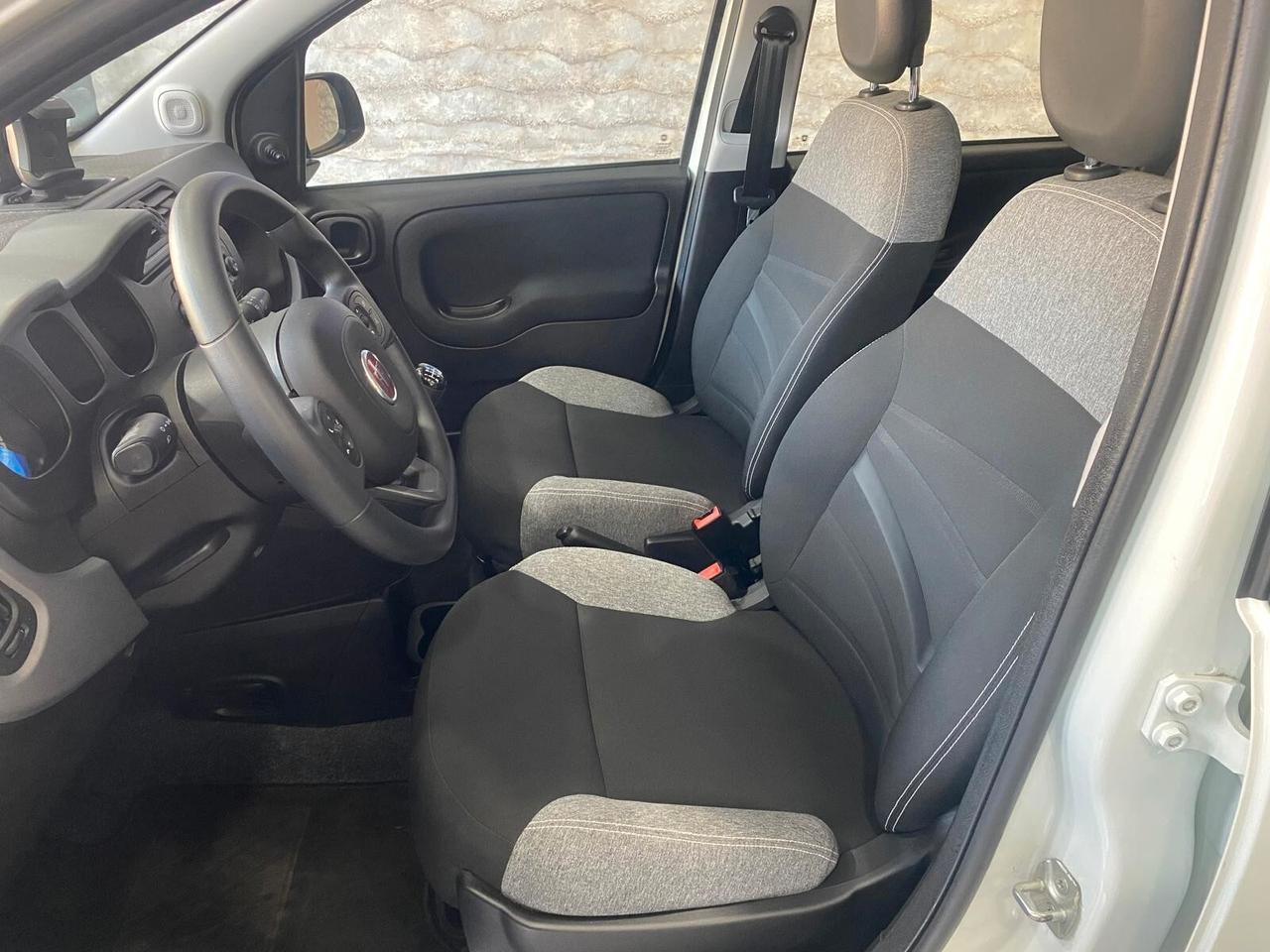 Fiat Panda 1.0 GSE S&S Hybrid Street Van 4 posti