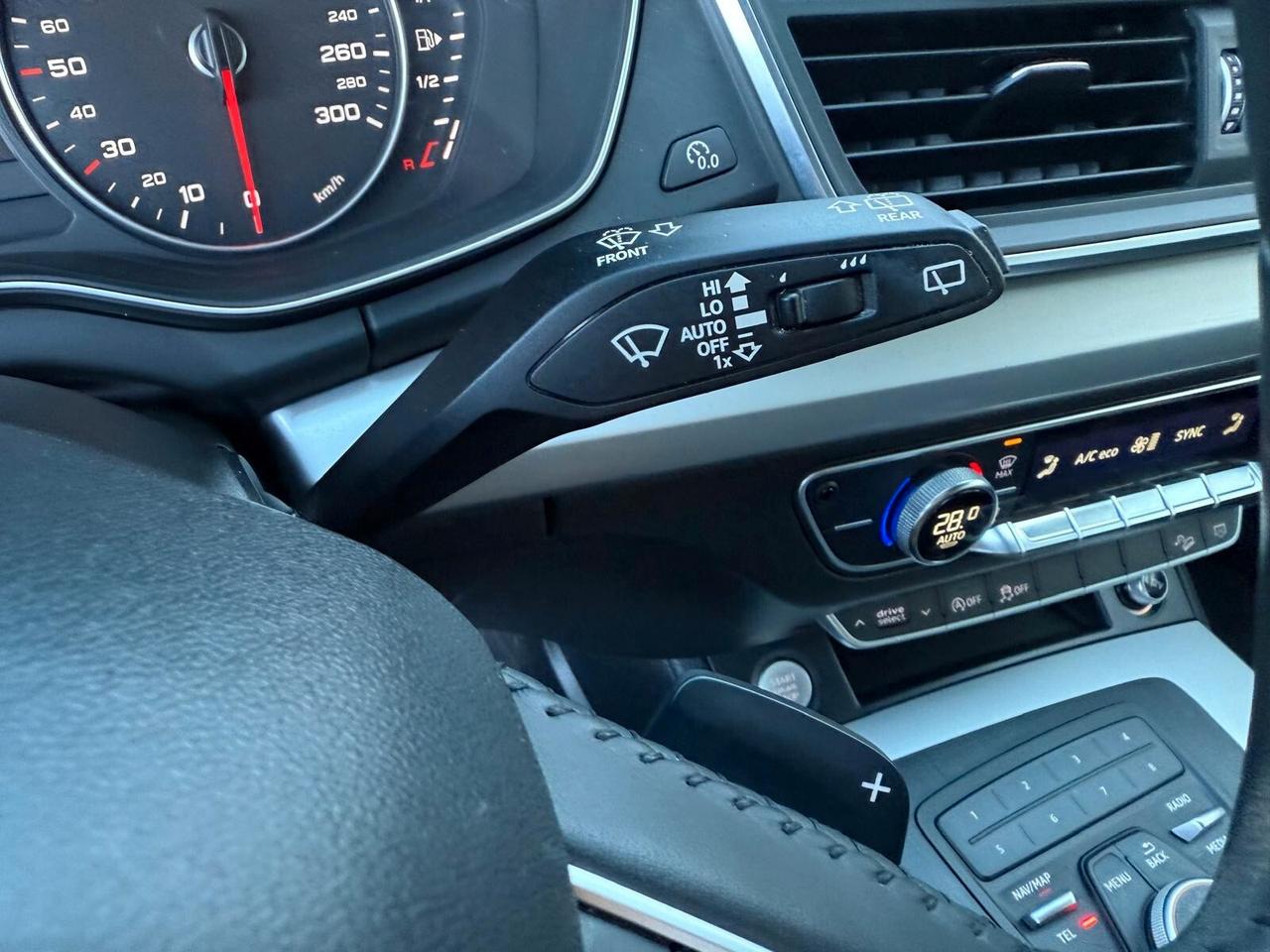 Audi Q5 2.0 TDI quattro S tronic Business