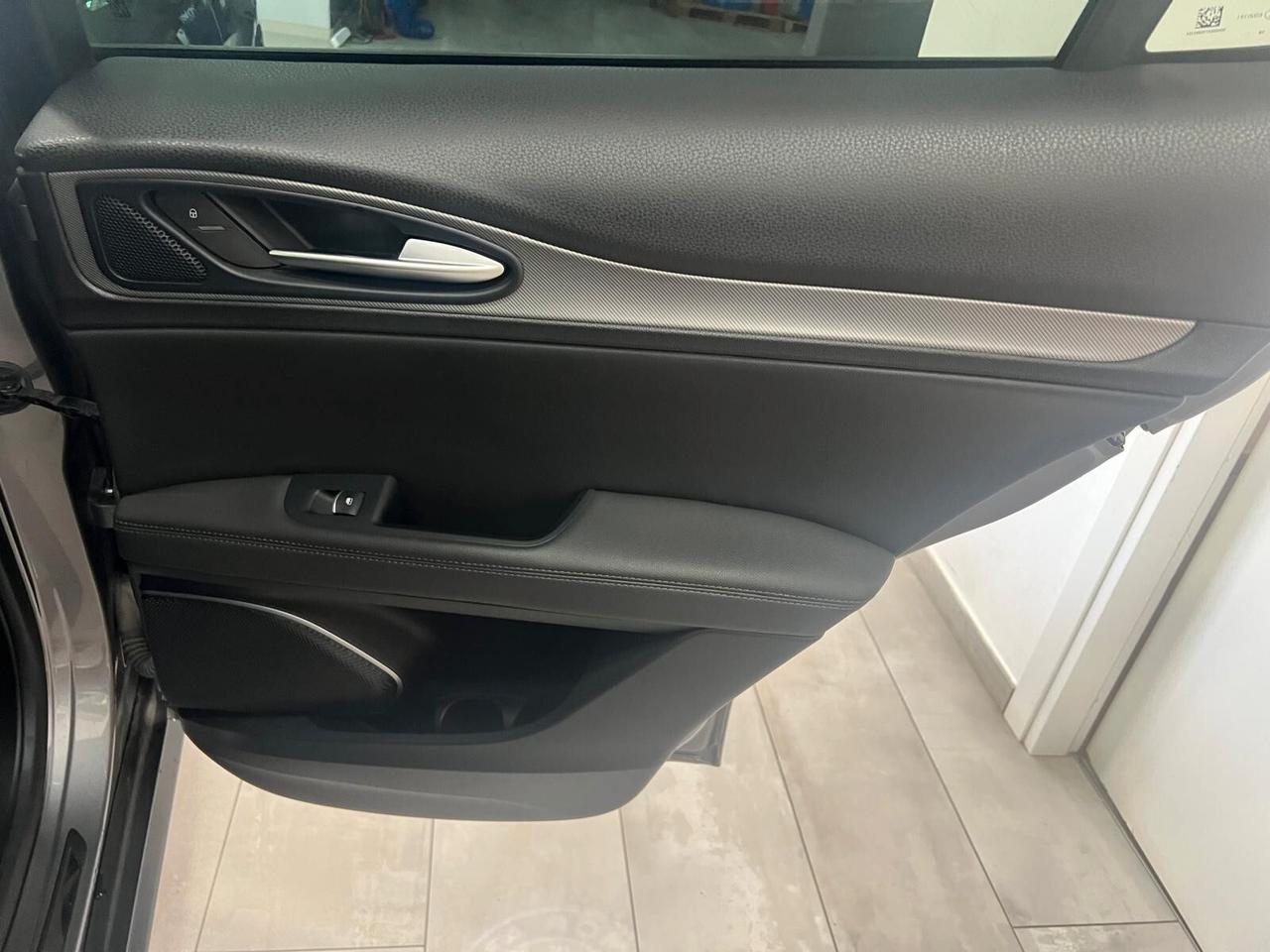Alfa Romeo Stelvio 2.2 Turbodiesel 210 CV AT8 Q4 Executive