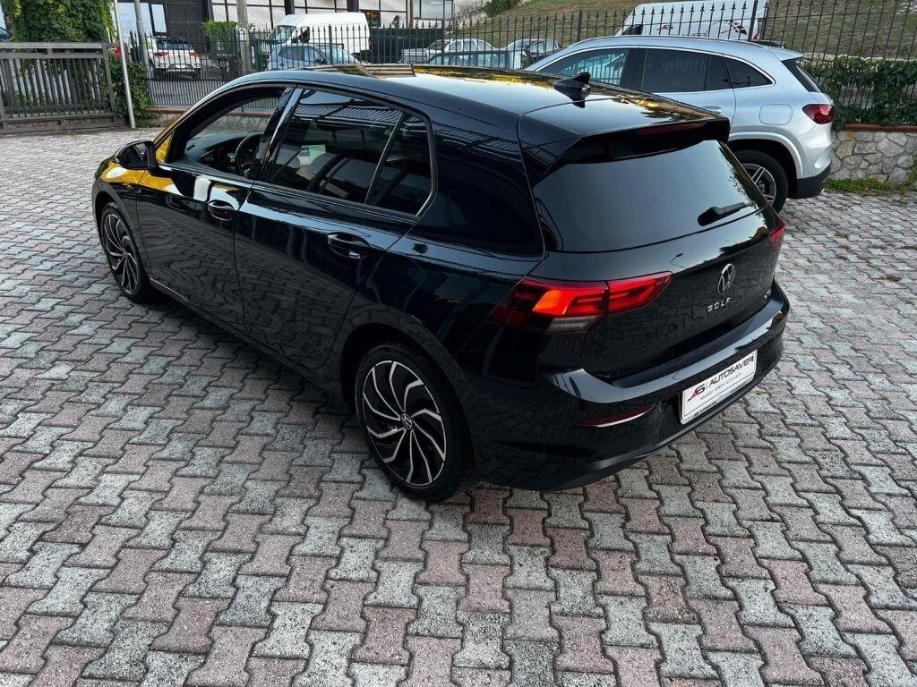 VOLKSWAGEN Golf 1.0 eTSI EVO DSG Life