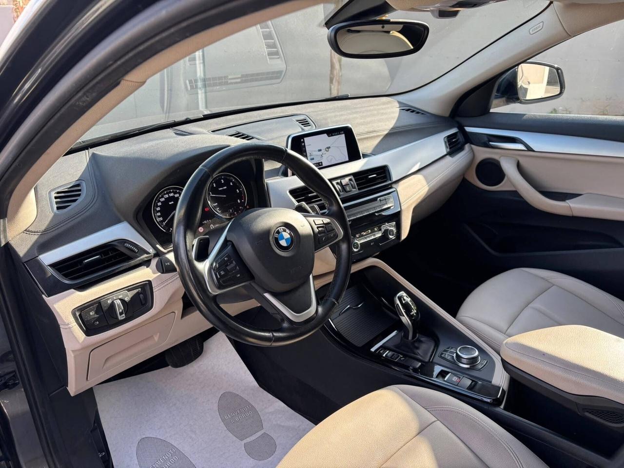 Bmw X2 xDrive20d sport •*•*•*
