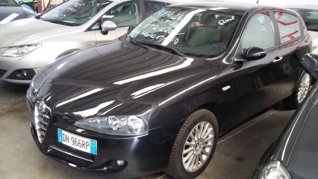 ALFA ROMEO 147 1.9 JTD (120) 5 porte Distinctive