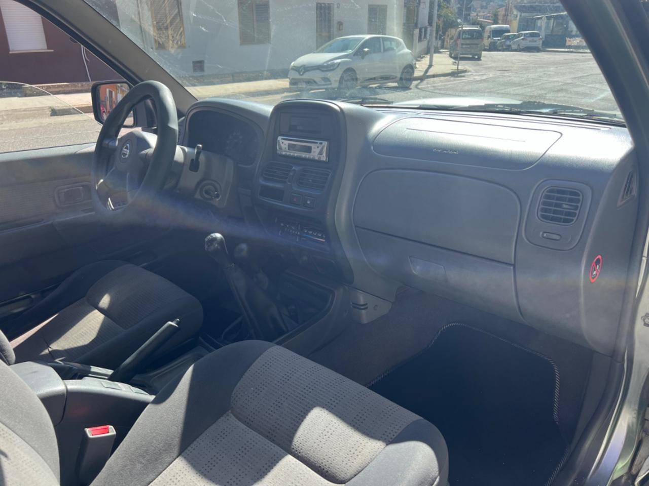 Nissan Navara 2.5 dCi 4 porte Double Cab LE