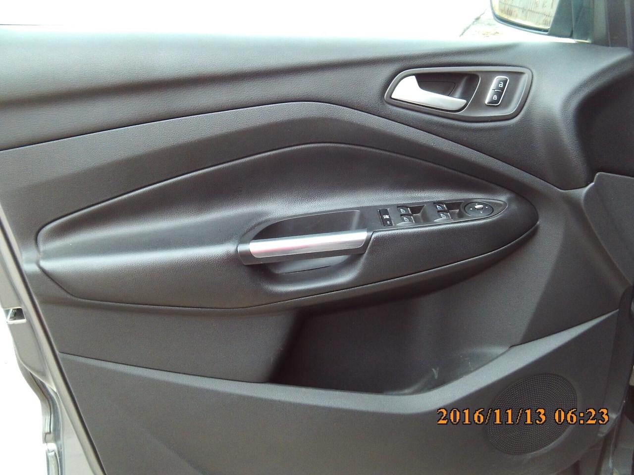 Ford Kuga 2.0 TDCI 140 CV 4WD Titanium