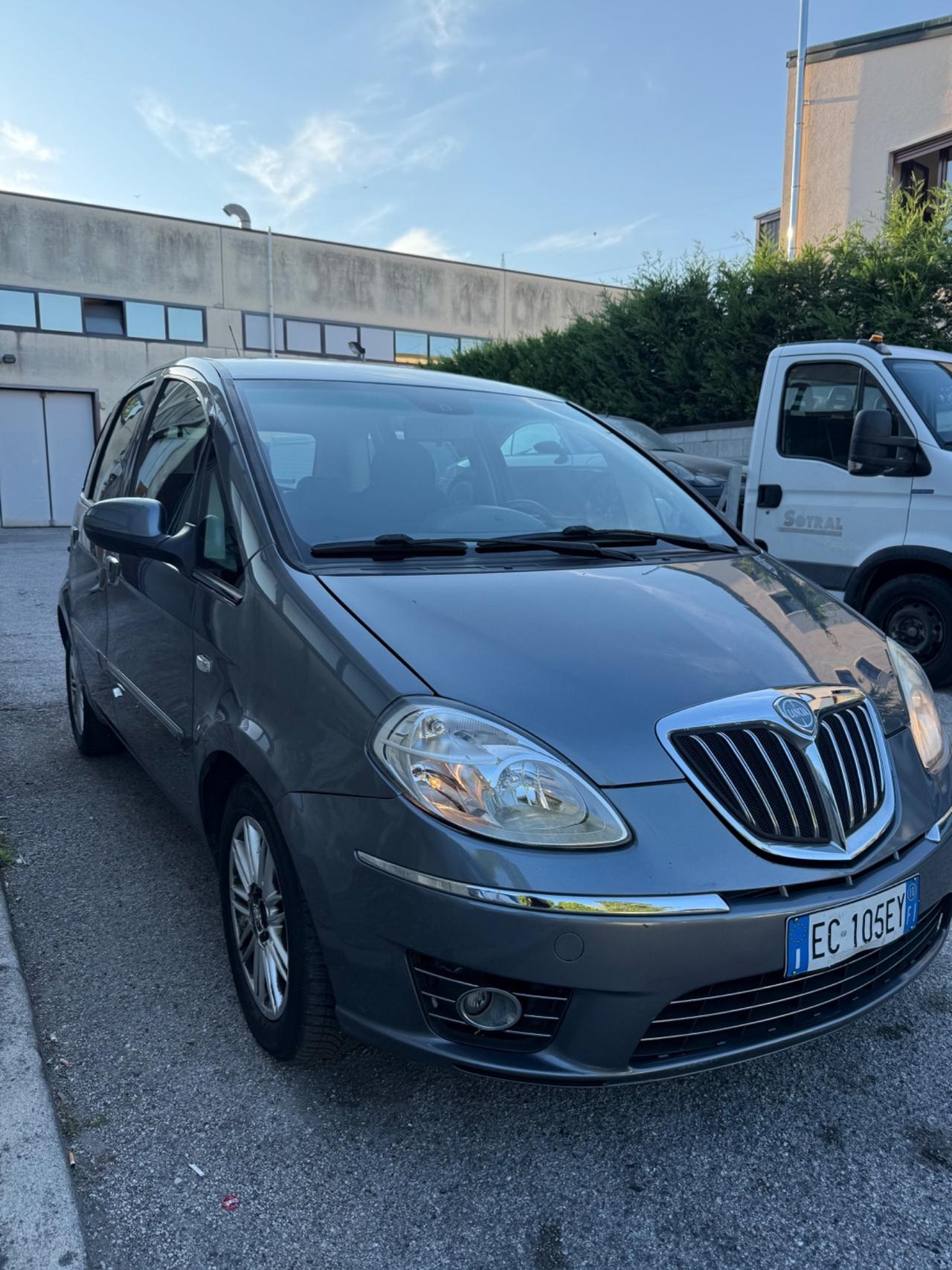 Lancia MUSA 1.3 Mjt 16V 95 CV S&S DPF Poltrona Frau