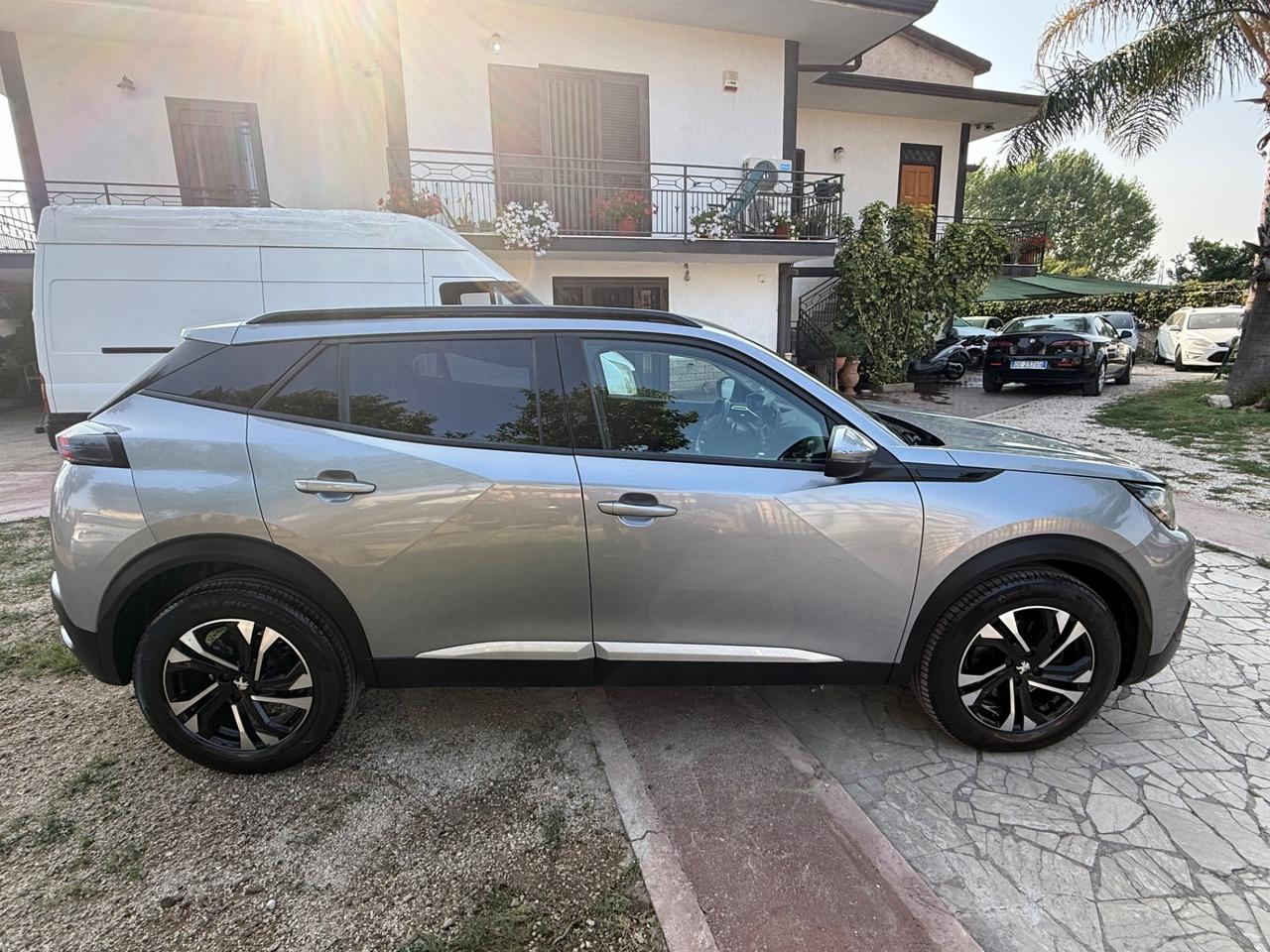 Peugeot 2008 BlueHDi 130 S&S EAT8 Allure Pack