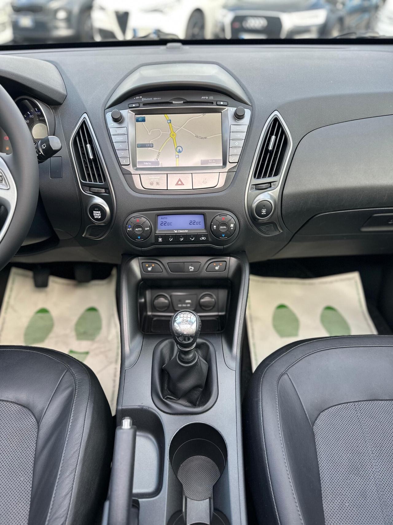 Hyundai iX35 1.7 CRDi 2WD Xpossible TETTO APRIBILE