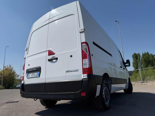 RENAULT Master T35 2.3 dCi 135 PM-TM ?PERFETTO?