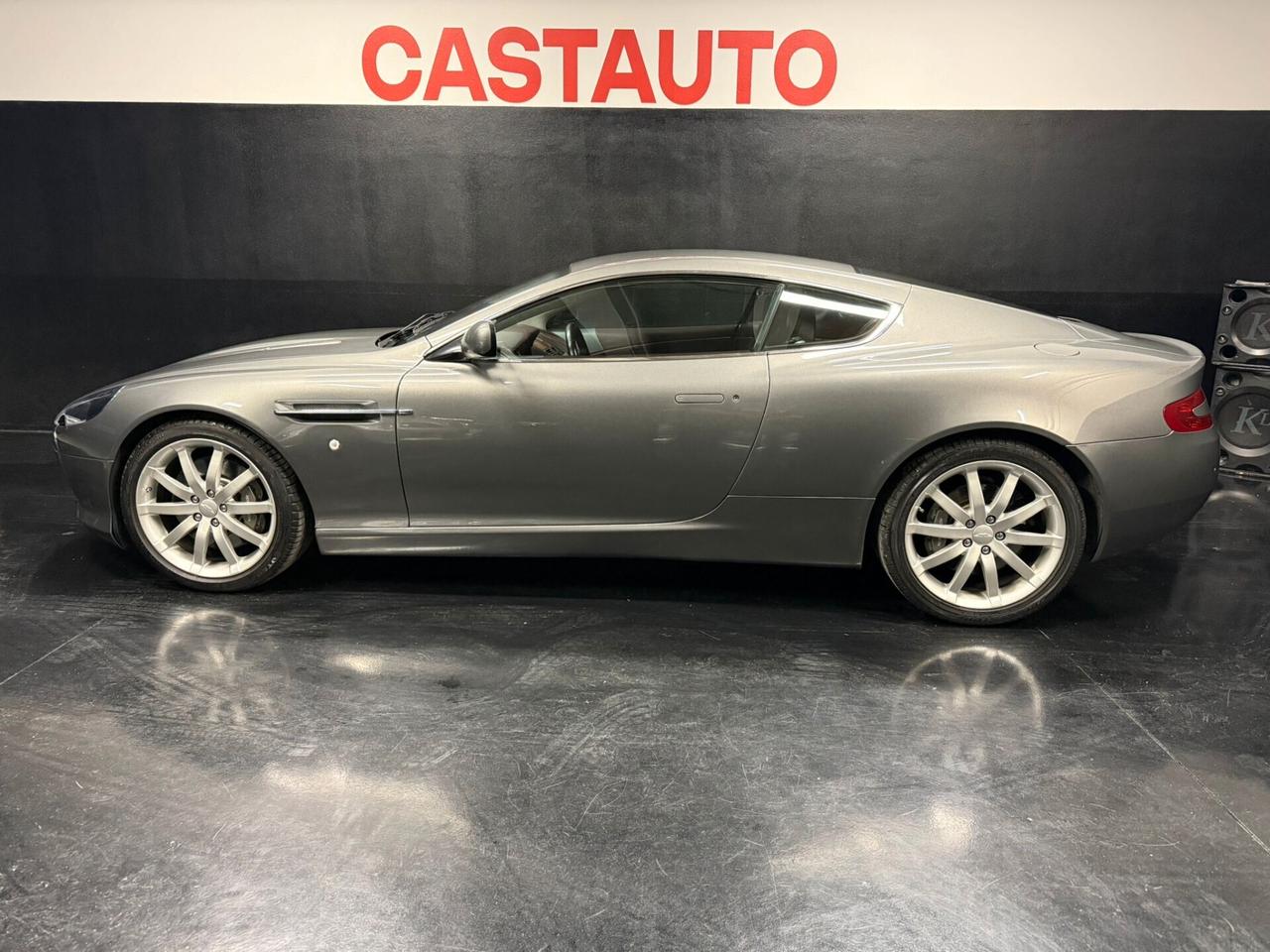 Aston Martin DB9 Coupé ASI