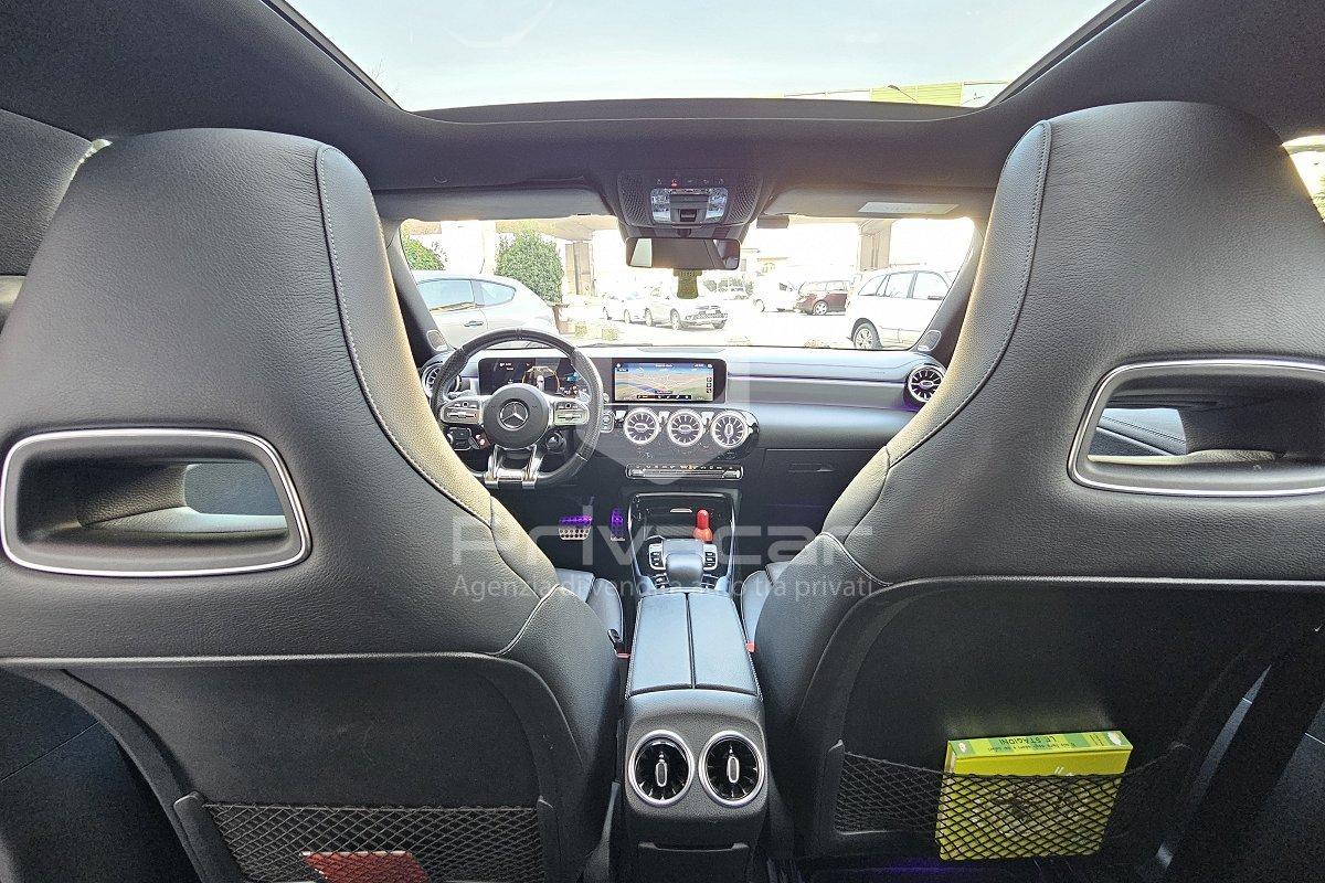 MERCEDES A 35 AMG 4Matic