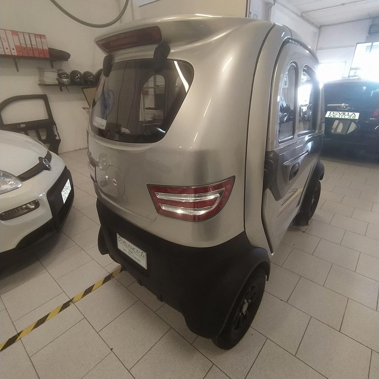 CABINE 1 - CABINATO ELETTRICO SENZA PATENTE