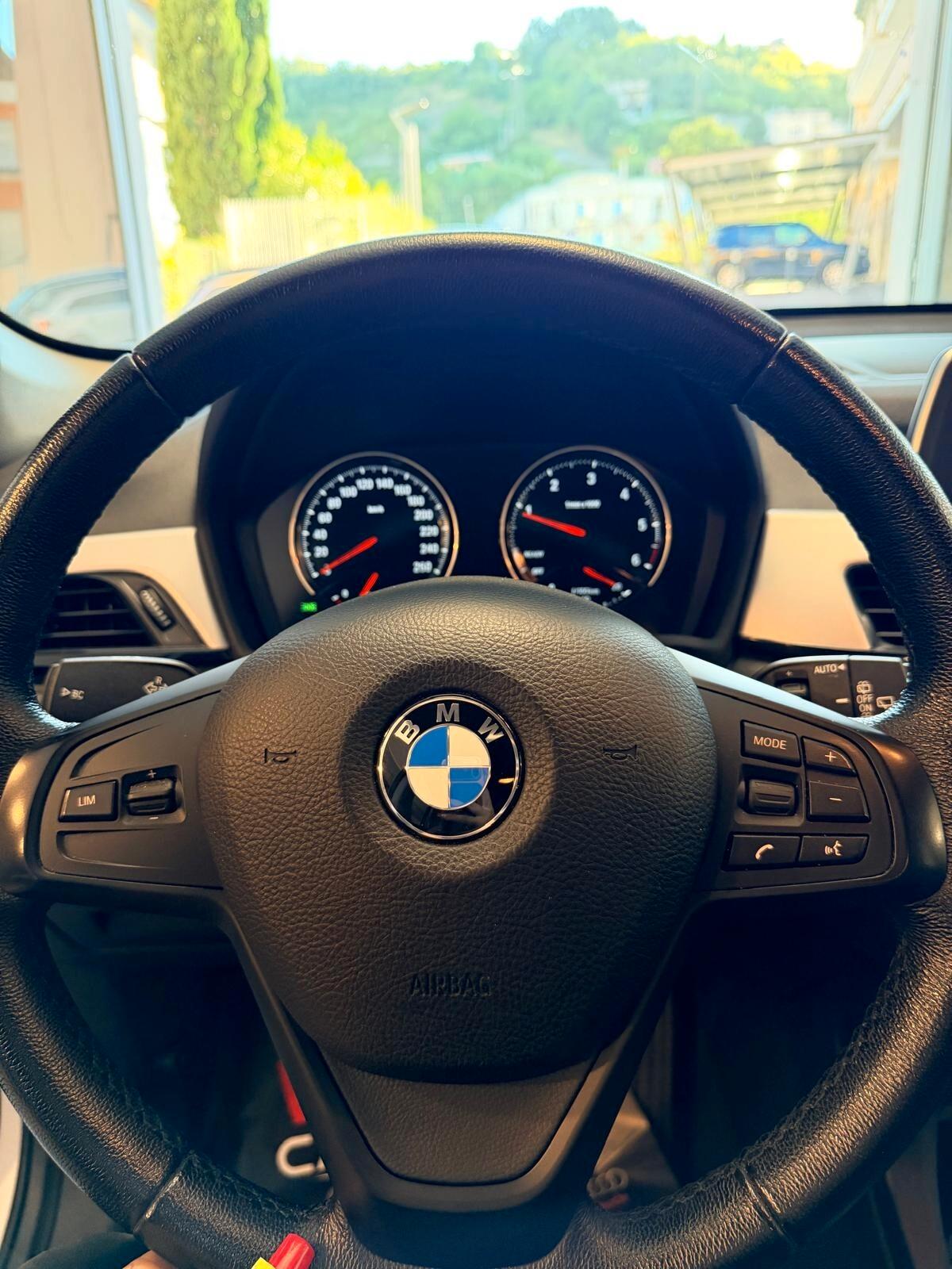 Bmw X1 sDrive16d Automatico