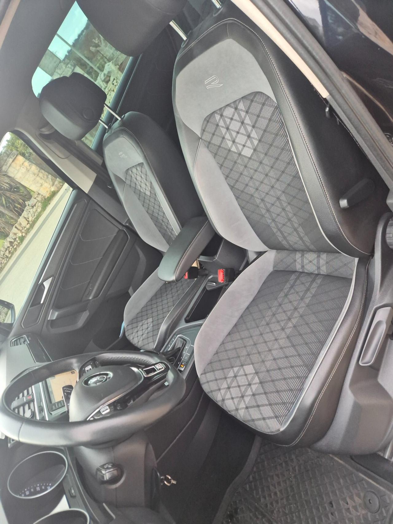 Volkswagen Tiguan 2.0 TDI r line