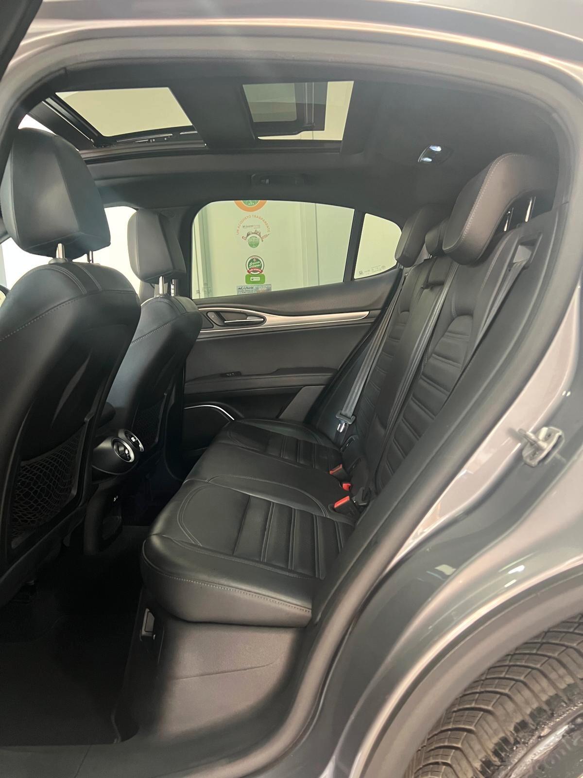 Alfa Romeo Stelvio 2.2 Turbodiesel 210 CV AT8 Q4 Executive