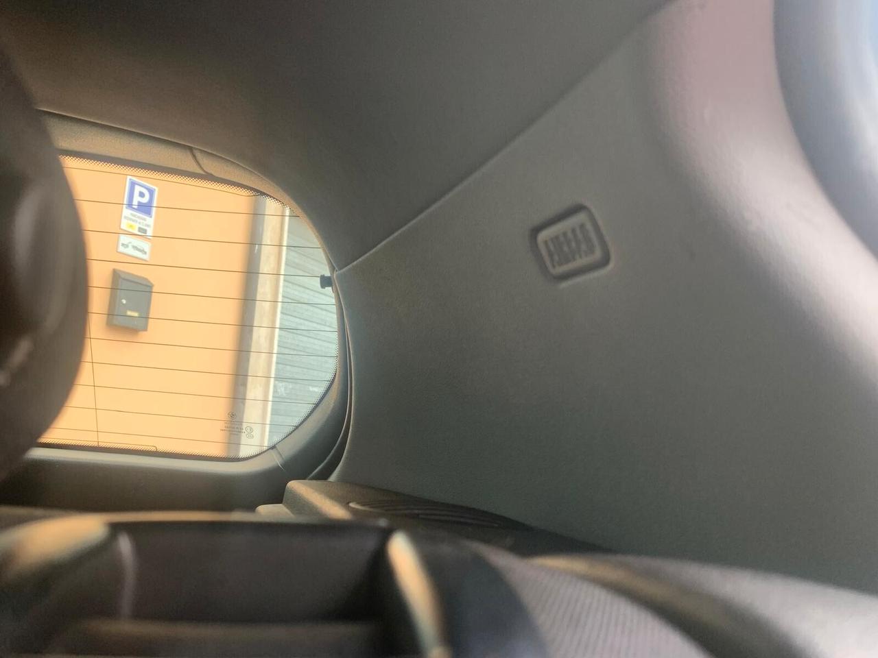 Bmw 116i cat 5 porte Neopat. Ok immatricolazione