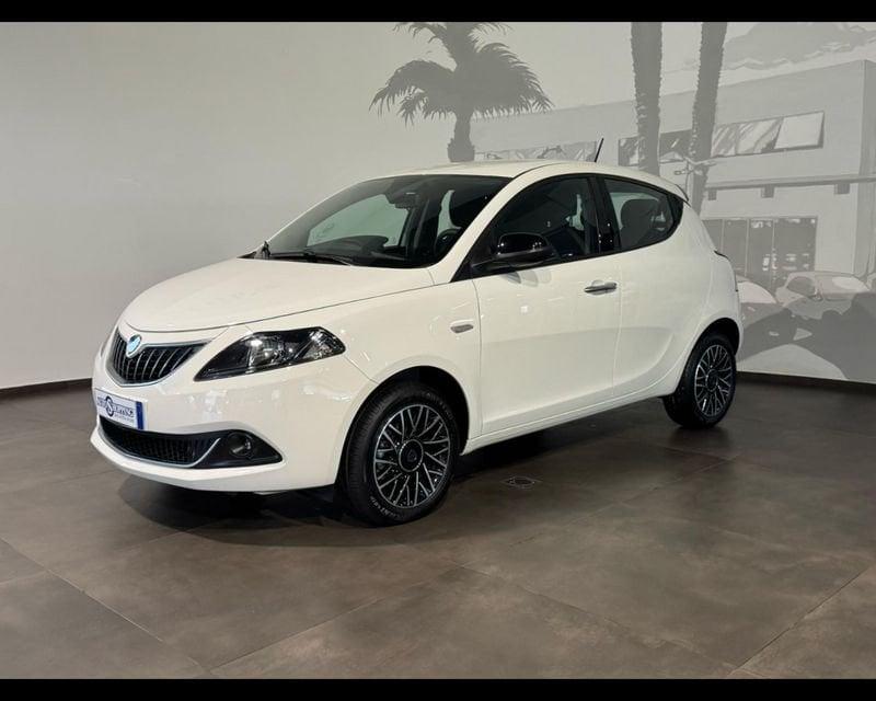 Lancia Ypsilon 3ª serie 1.0 FireFly 5 porte S&S Hybrid Platino