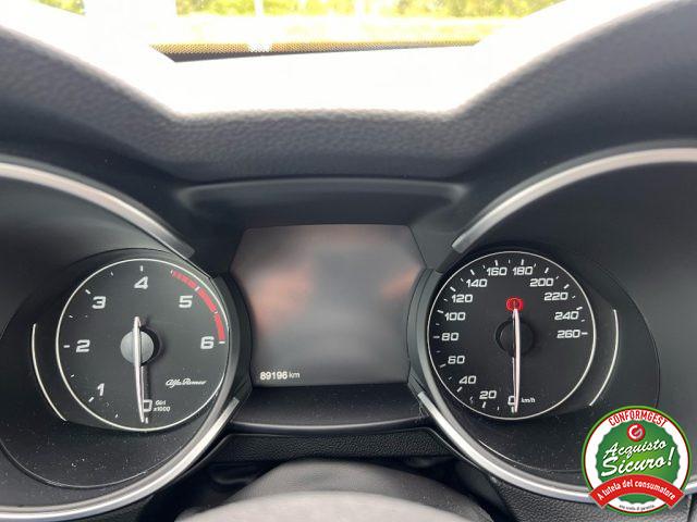 ALFA ROMEO Stelvio 2.2 Turbodiesel 180 CV AT8 RWD Executive