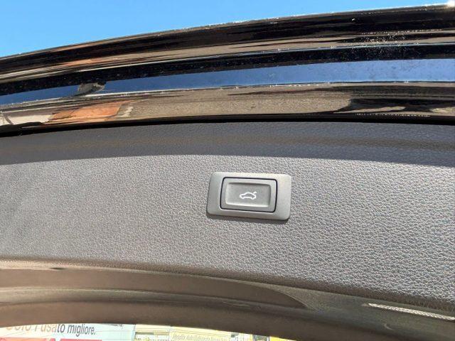 AUDI Q5 2.0 tdi mhev 12V Business quattro s-tronic