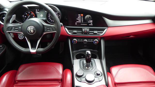 ALFA ROMEO Giulia 2.2 Turbodiesel 210 CV AT8 AWD Q4 Veloce