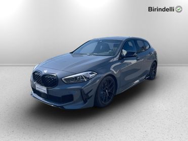 BMW Serie 1 (F40) - M 135i xDrive