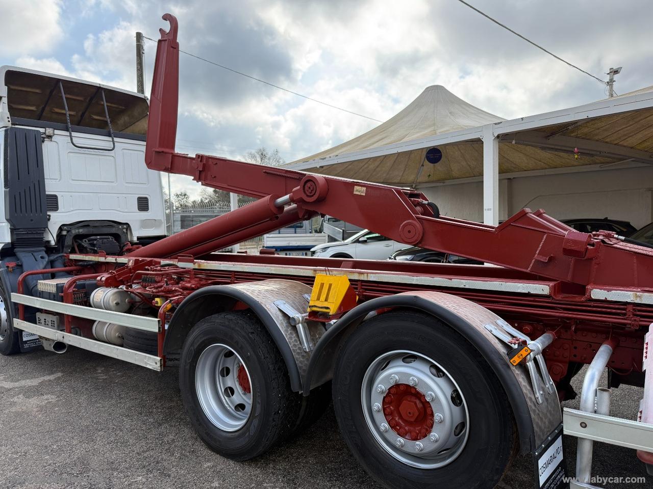 STRALIS 400 SCARRABILE
