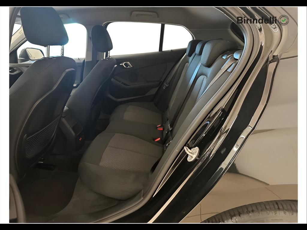 BMW Serie 1 (F40) - 116d 5p. Business Advantage