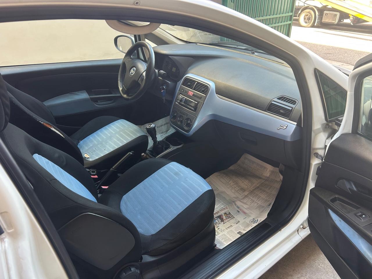 Fiat Grande Punto 1.3 MJT 75 CV 3 porte Speed