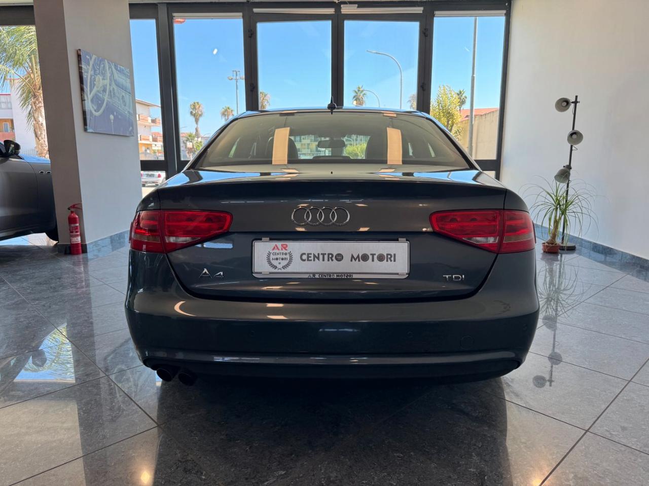 Audi A4 Berlina 2.0 tdi 143cv S-Line Soli 120000 km 1Prop