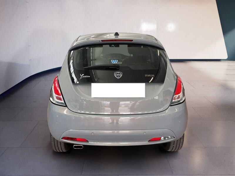 Lancia Ypsilon III 2021 1.0 firefly hybrid Gold s&s 70cv