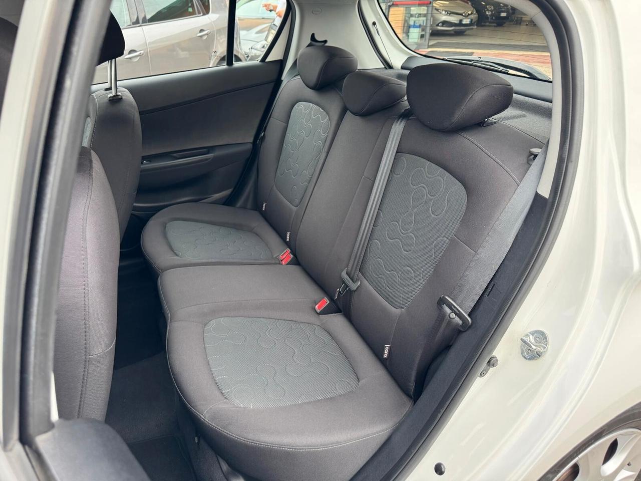 Hyundai i20 1.2 BENZ 5P KM 81000 2010