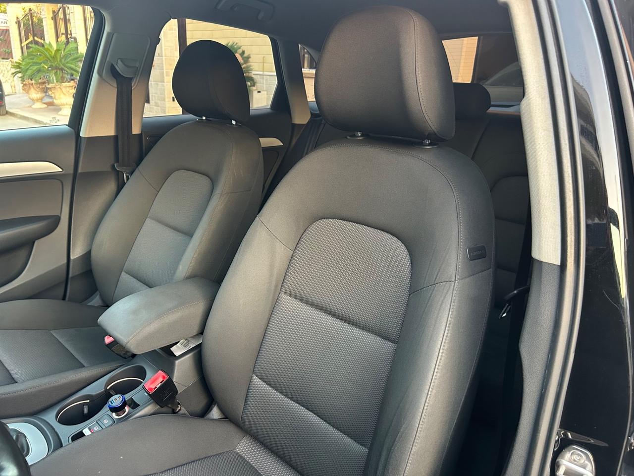 Audi Q3 2.0 TDI 120 CV Sport