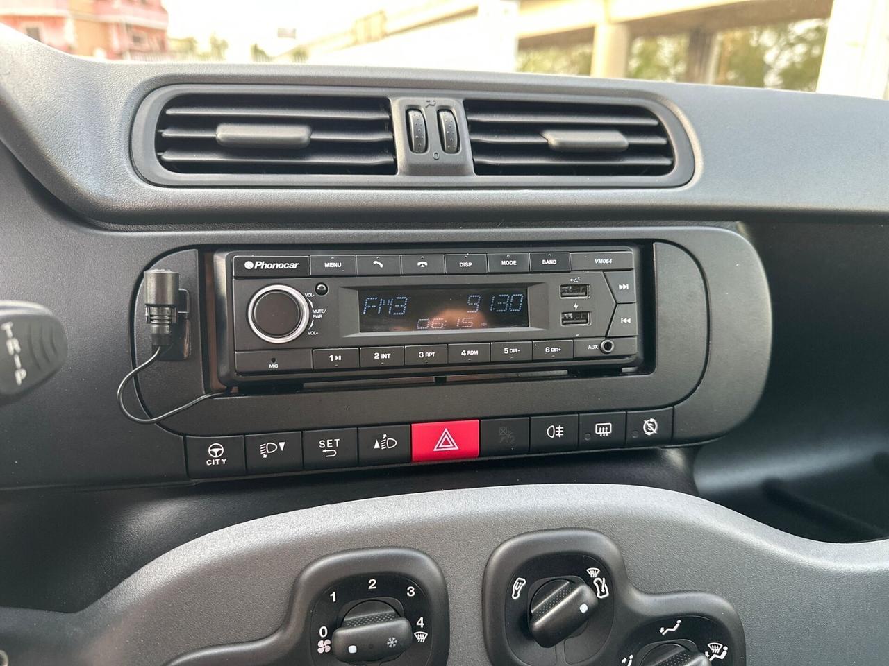 Fiat Panda 2022 1.0 FireFly ibrida/benzina 13.000