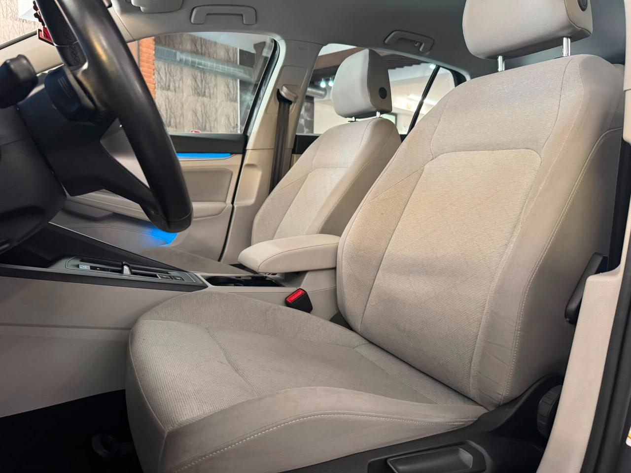 Volkswagen Golf 1.5 eTSI 130 CV EVO ACT DSG Life